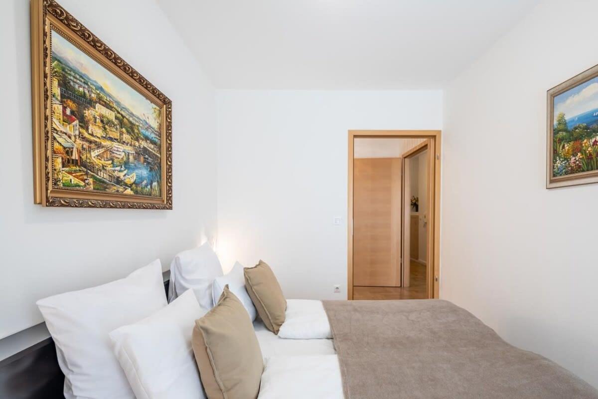 Homey Apartment With Ac And Balcony Budapesta Exterior foto