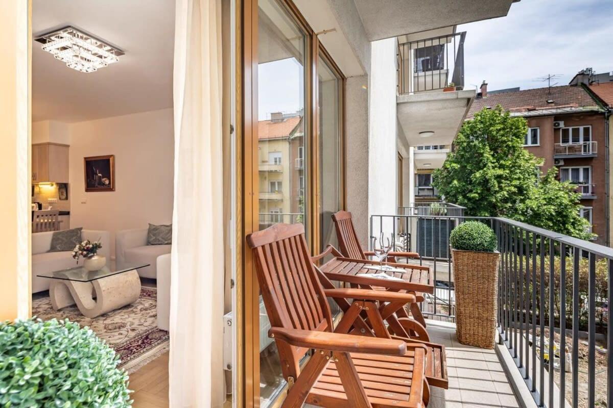Homey Apartment With Ac And Balcony Budapesta Exterior foto